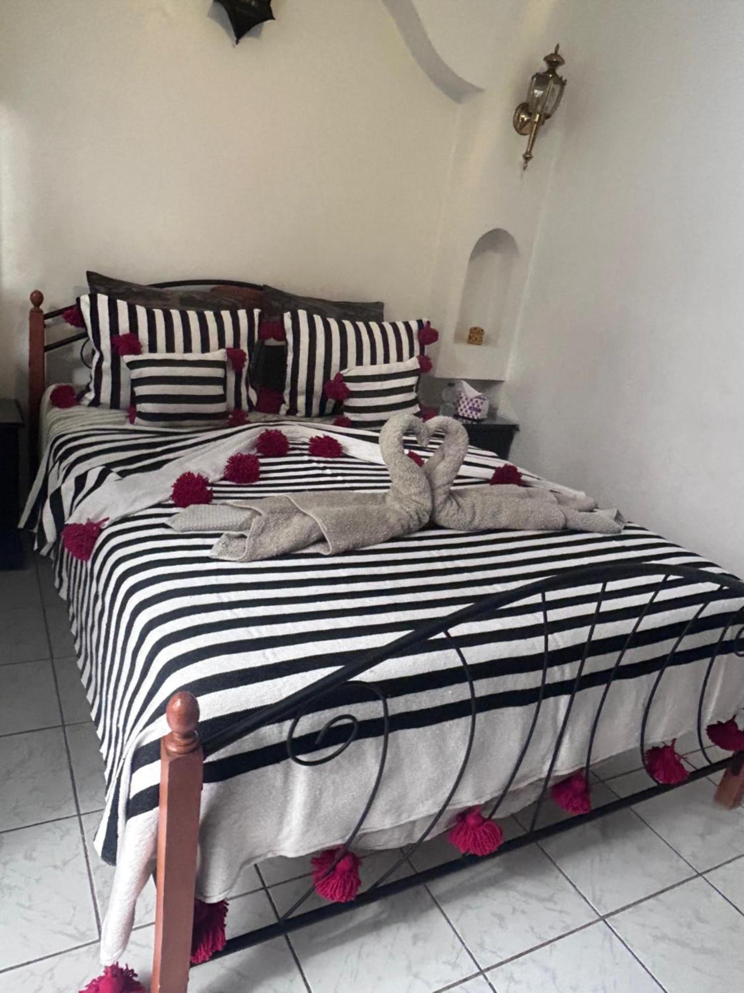 Riad Le Pelican มาร์ราเกช ภายนอก รูปภาพ